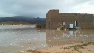 إعصار "لبان" يضرب "المهرة" ويغرق عشرات المنازل في "الغيظة وحصوين"