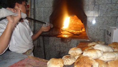 أزمة خبز خانقة في إب بعد إغلاق المخابز أبوابها لانعدام مادة الديزل