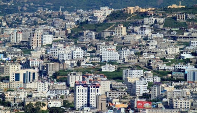 وصفهم بالكفار.. مدير مدرسة في إب يفصل عدداً من الطلاب لعدم حضورهم فعالية حوثية