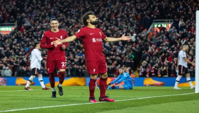 ليفربول يكتسح مانشستر يونايتد بسباعية ومحمد صلاح يكتب التاريخ