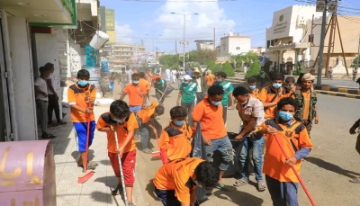 بمشاركة رسمية وشعبية.. تدشين حملة نظافة مجتمعية واسعة في مأرب